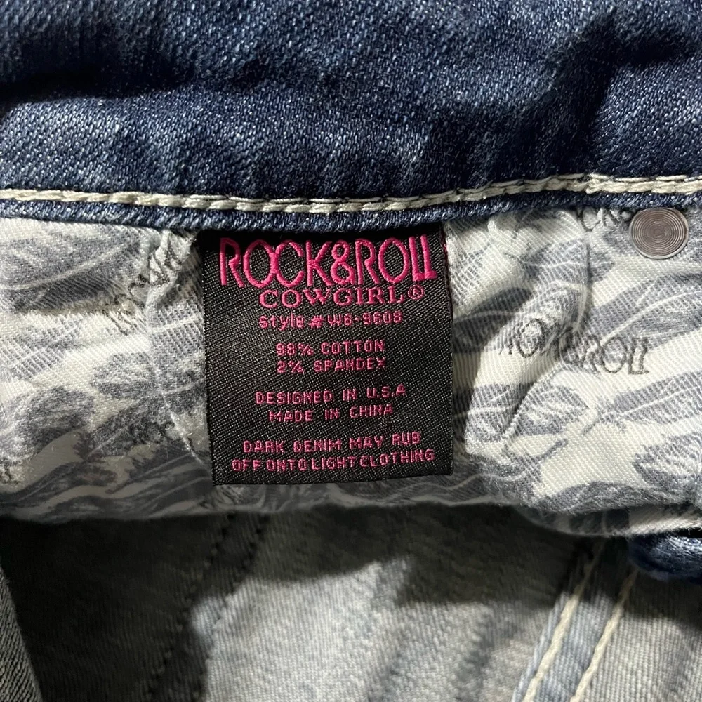 Rock & Roll Women’s 30x31.5‎ Rival Low Rise Boot Cut Cowgirl Distressed Jeans